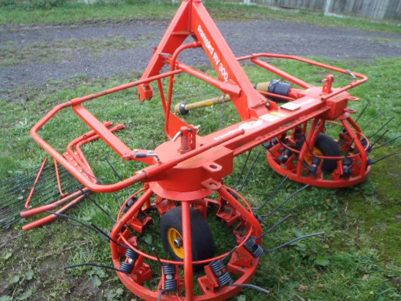 Fransgard RV300 Hay turner for sale