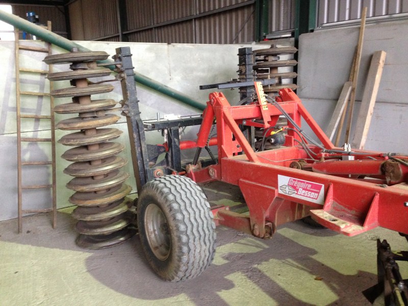 Gregoire Besson Discordon For Sale