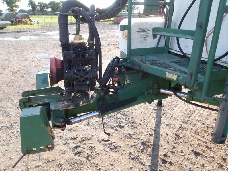 GMR 2600T trailed 24 meter crop sprayer for sale