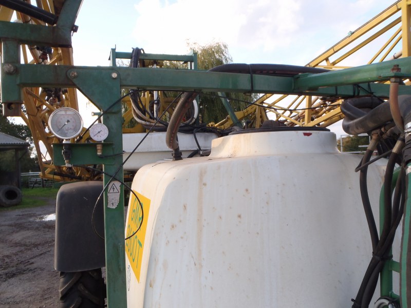 GMR 2600T trailed 24 meter crop sprayer for sale