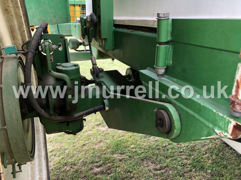 GM-R Voyager 3200 trailed crop sprayer for sale