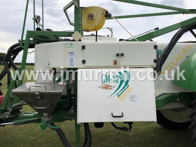 GM-R Voyager 3200 trailed crop sprayer for sale