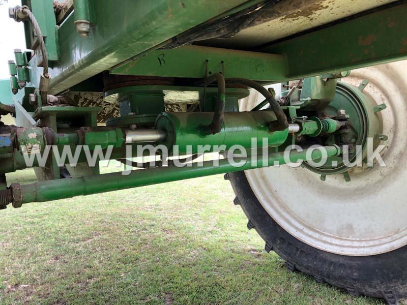 GM-R Voyager 3200 trailed crop sprayer for sale