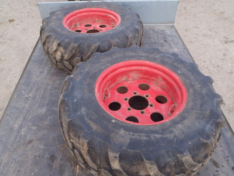 Gem Selftrak 2000 trailed crop sprayer for sale