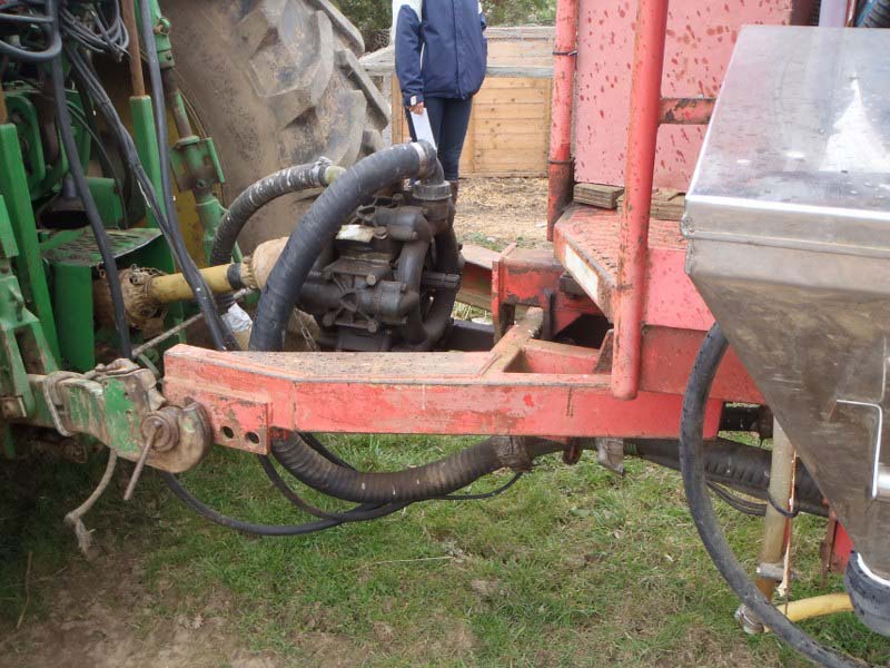 Gem Selftrak 2000 trailed crop sprayer for sale