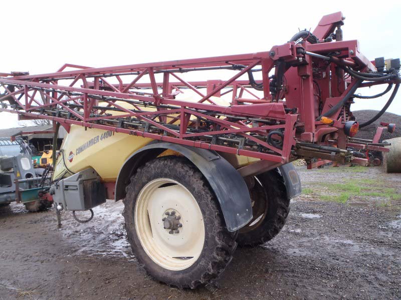 Hardi Commander 4400I sprayer for sale