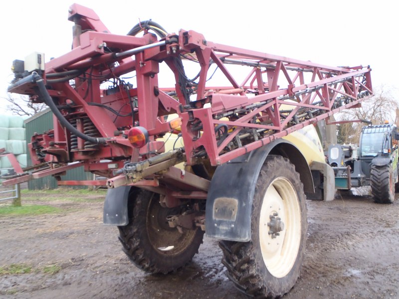 Hardi Commander 4400I sprayer for sale
