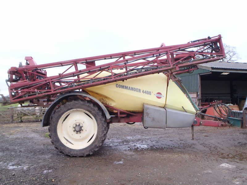 Hardi Commander 4400I sprayer for sale
