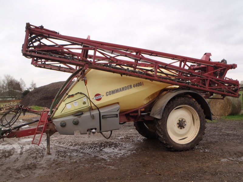 Hardi Commander 4400I sprayer for sale