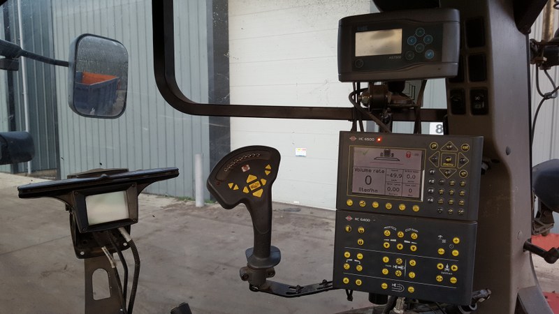 Hardi Commander 4400I sprayer for sale