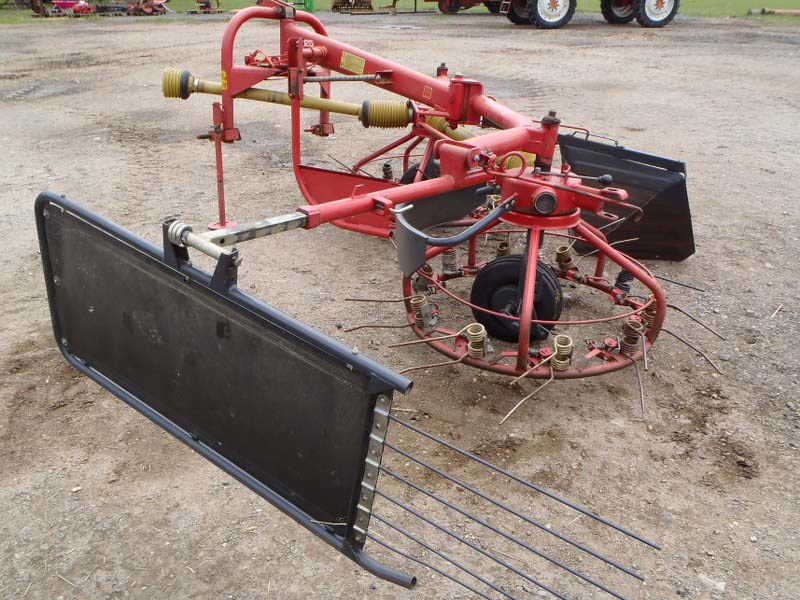 PZ Greenland Haybob HS 360 Hay Turner