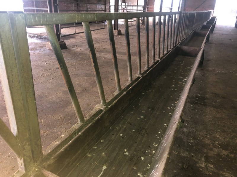 IAE Barrier feed mangers for sale