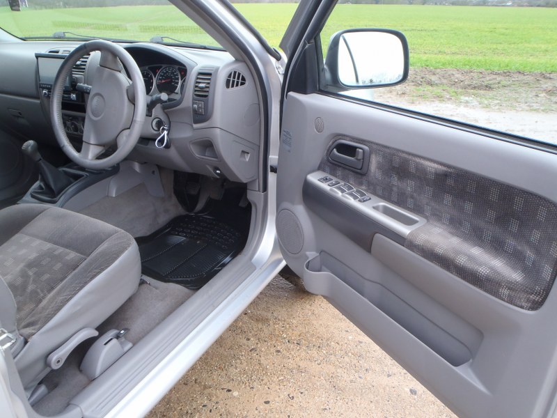 Isuzu Denver Rodeo 3.0 TDI pickup for sale