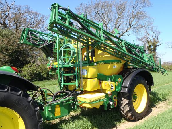 John Deere 840i