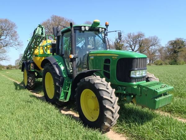 John Deere 840i