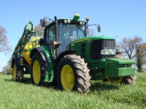 John Deere 840i