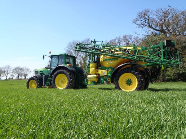 John Deere 840i