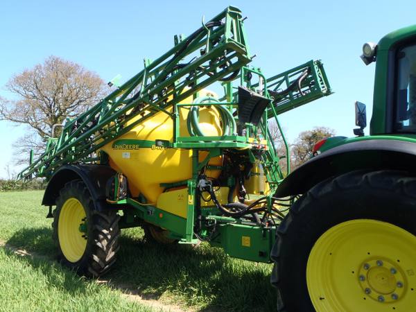 John Deere 840i