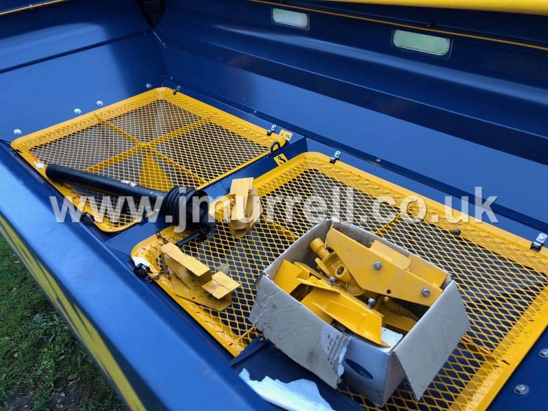 MRM M2 Dynamic Fertiliser spreader for sale