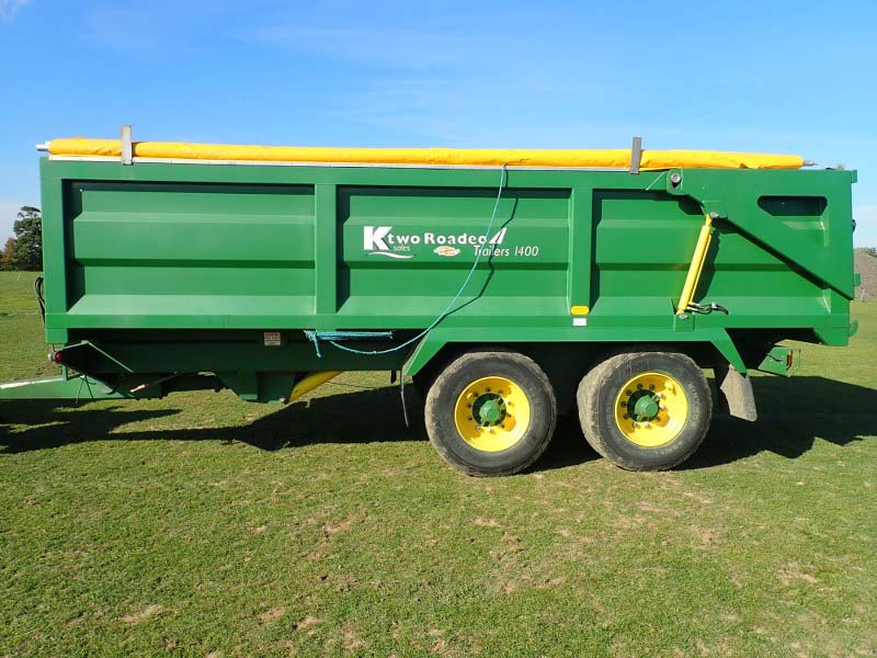 K Two Roadeo 1400 grain trailer for sale