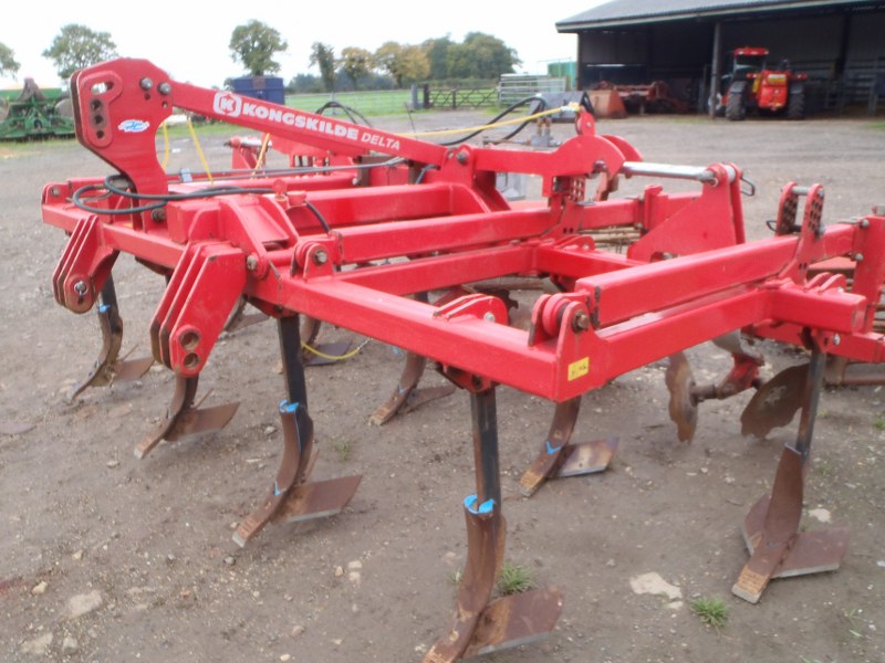 Kongskilde Delta 4 meter stubble cultivator for sale Kongsklide J