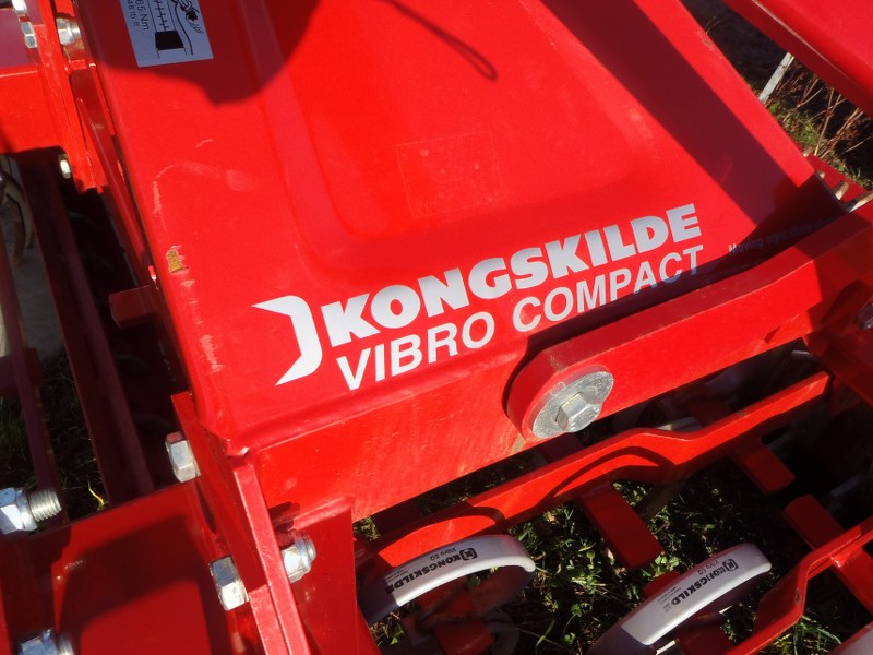 Kongskilde Vibro Compact 3M Cultivator