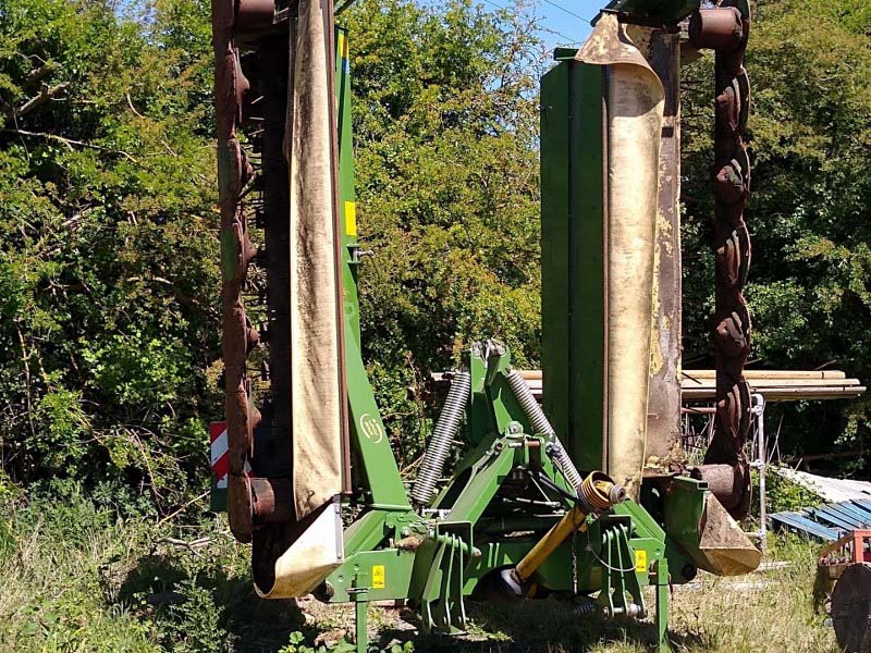 Krone Easy Cut 9140CV & Krone Easy Cut 32CV Float front mower