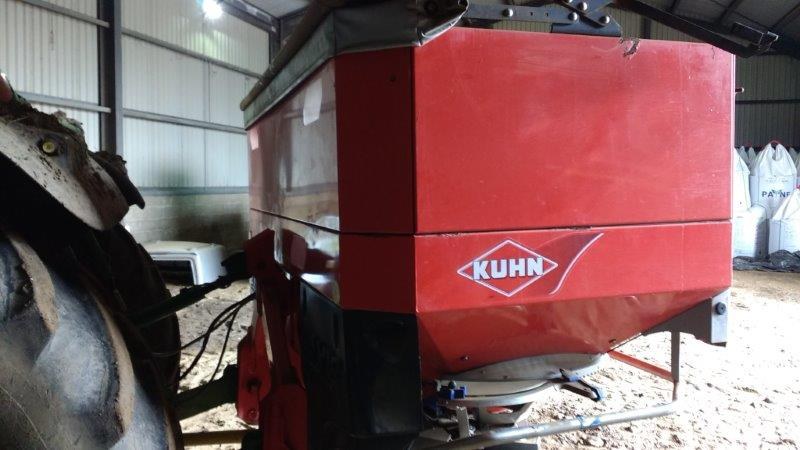 Kuhn Rauch Axis 40.1 W Fertiliser spreader for sale