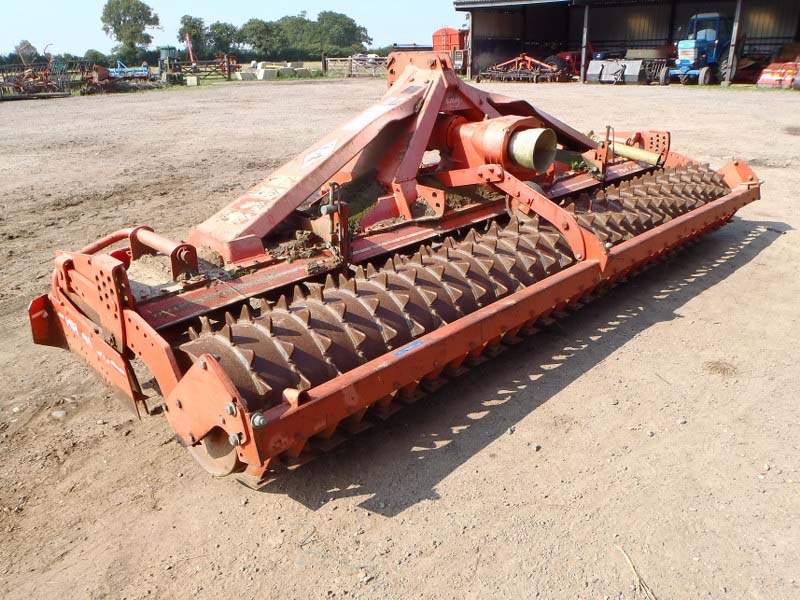 Kuhn HR4003 Power Harrow