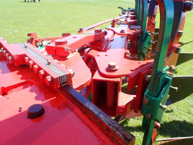 Used Kverneland LB85 Plough For Sale