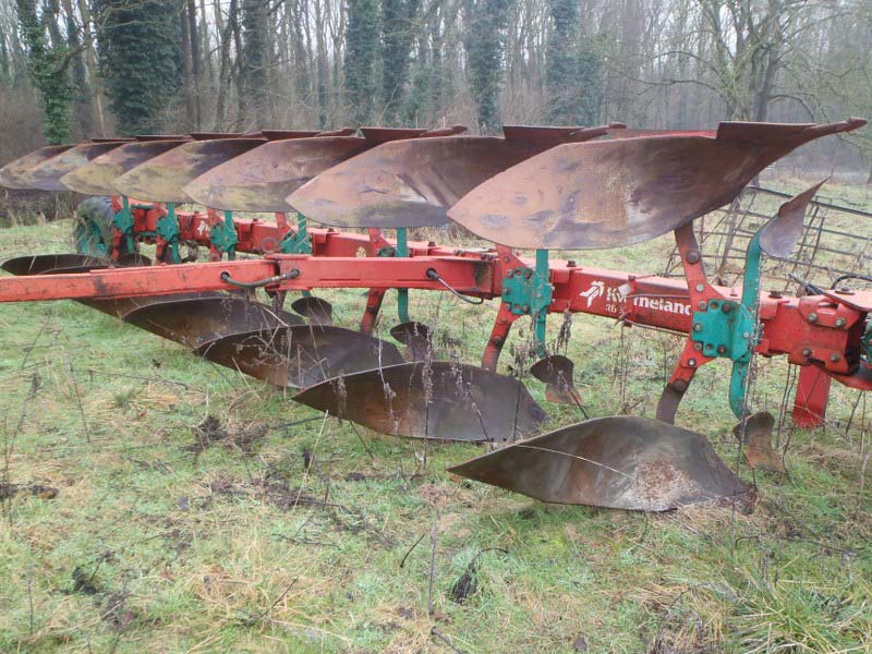 Kverneland RB100 Plough For Sale