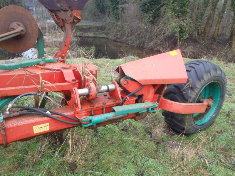 Kverneland RB100 Plough For Sale