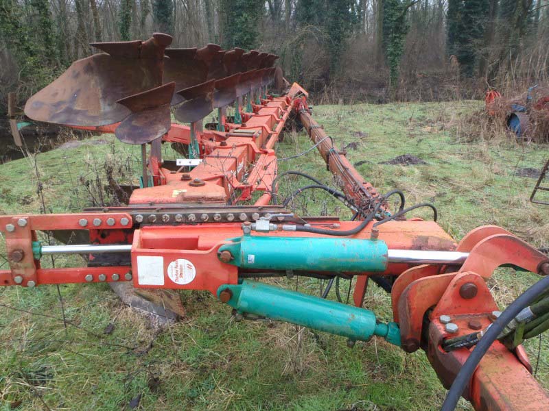 Kverneland RB100 Plough For Sale