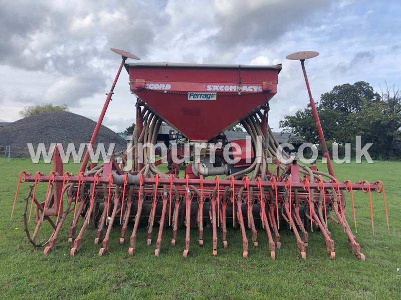 Kverneland 3 Meter power harrow drill combination for sale