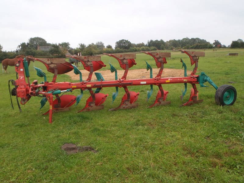Kverneland LS95 Plough For Sale