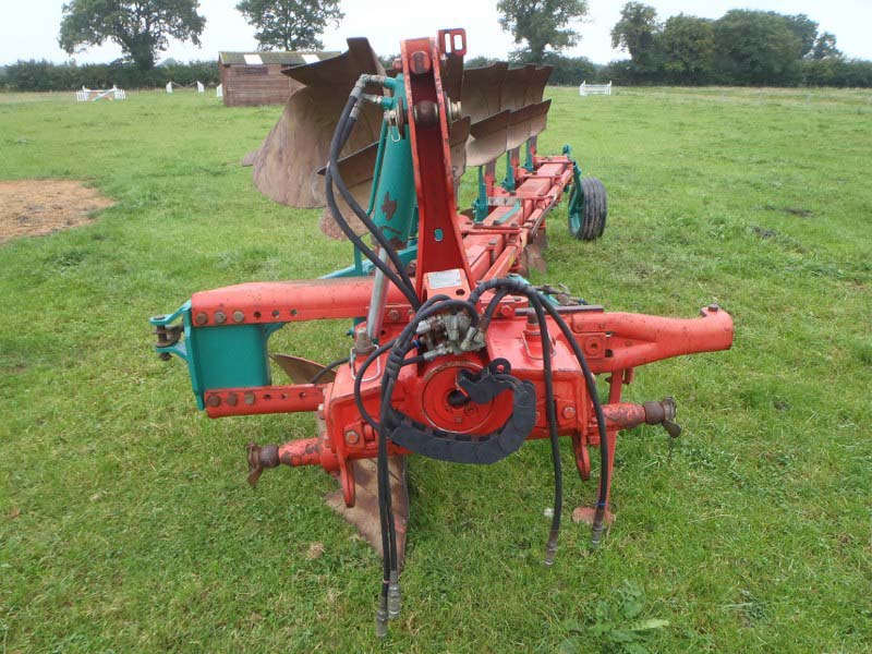 Kverneland LS95 Plough For Sale
