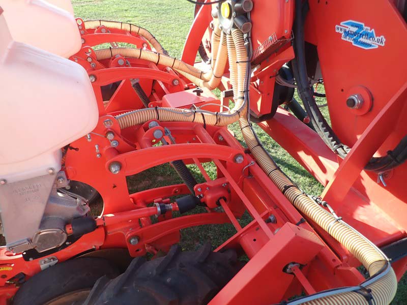 Maschio Gaspardo Manta 8 Maize drill for sale