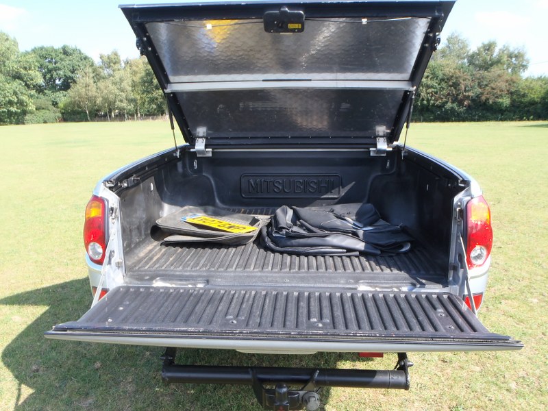 Mitsubishi L200 Animal 4x4 pickup for sale