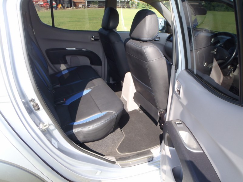 Mitsubishi L200 Animal 4x4 pickup for sale