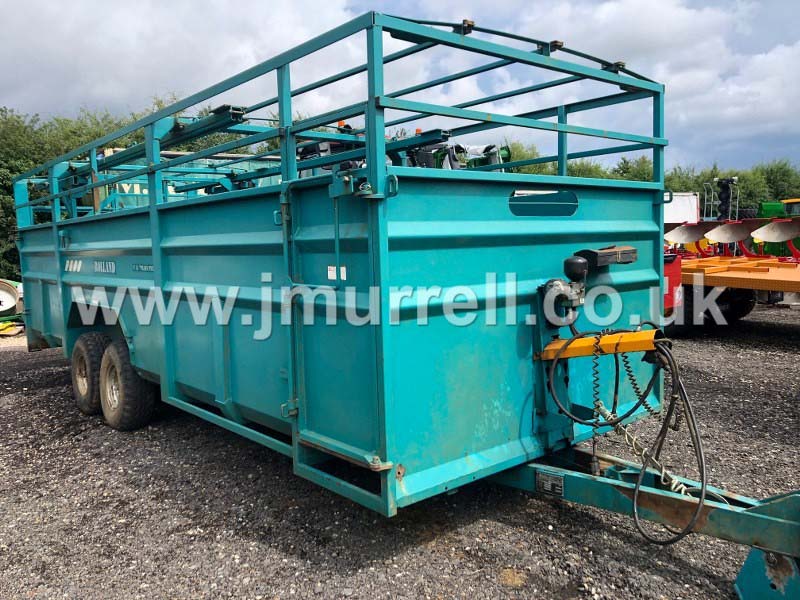 Roland Livestock Trailer For Sale