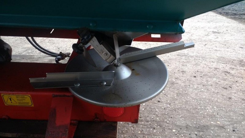 Reco Sulky DPX1504 Fertiliser spreader for sale Reco Sulky DPX1504 Fertiliser spreader for sale