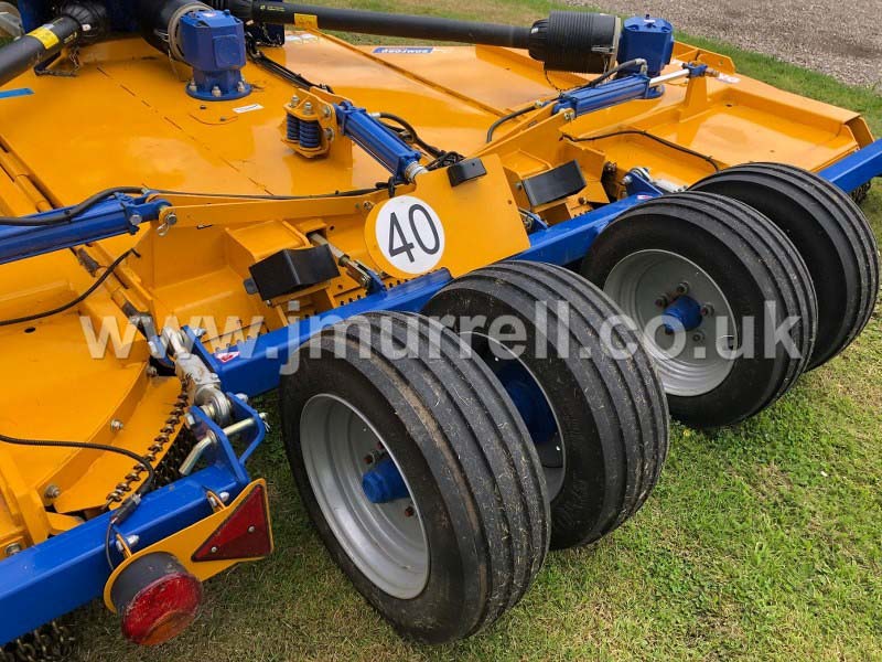 Bomford Turner 4600 Tri Wing Mower