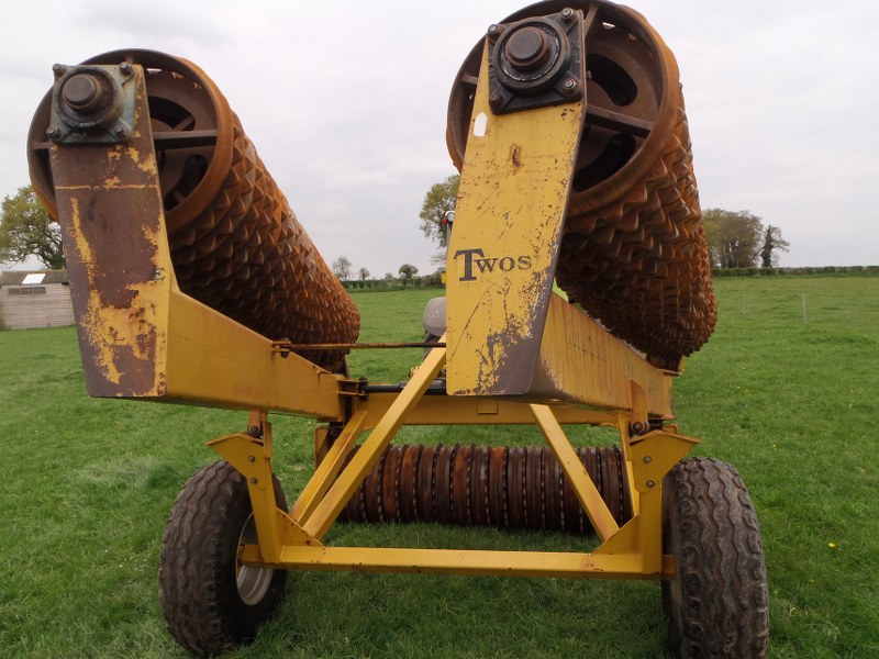 Twose 8.4 meter Cambridge breaker rolls for sale