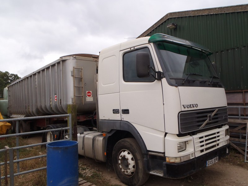 Volvo FH12 Tractor unit for sale