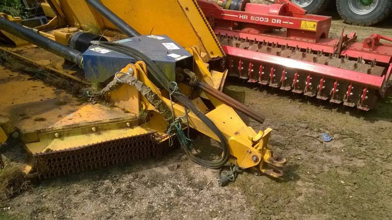 Bomford Tri-Wing 6000 For Saale