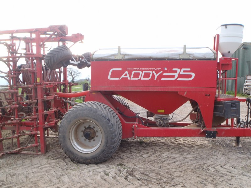 Weaving Caddy 35 trailed tine drill for sale