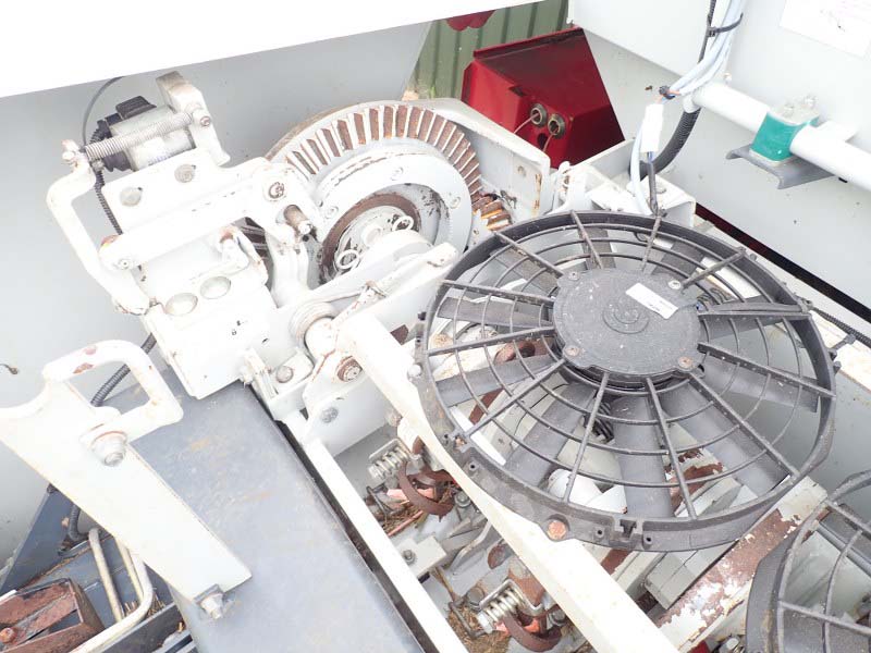 Lely Welger D4006 Large square Heston baler for sale